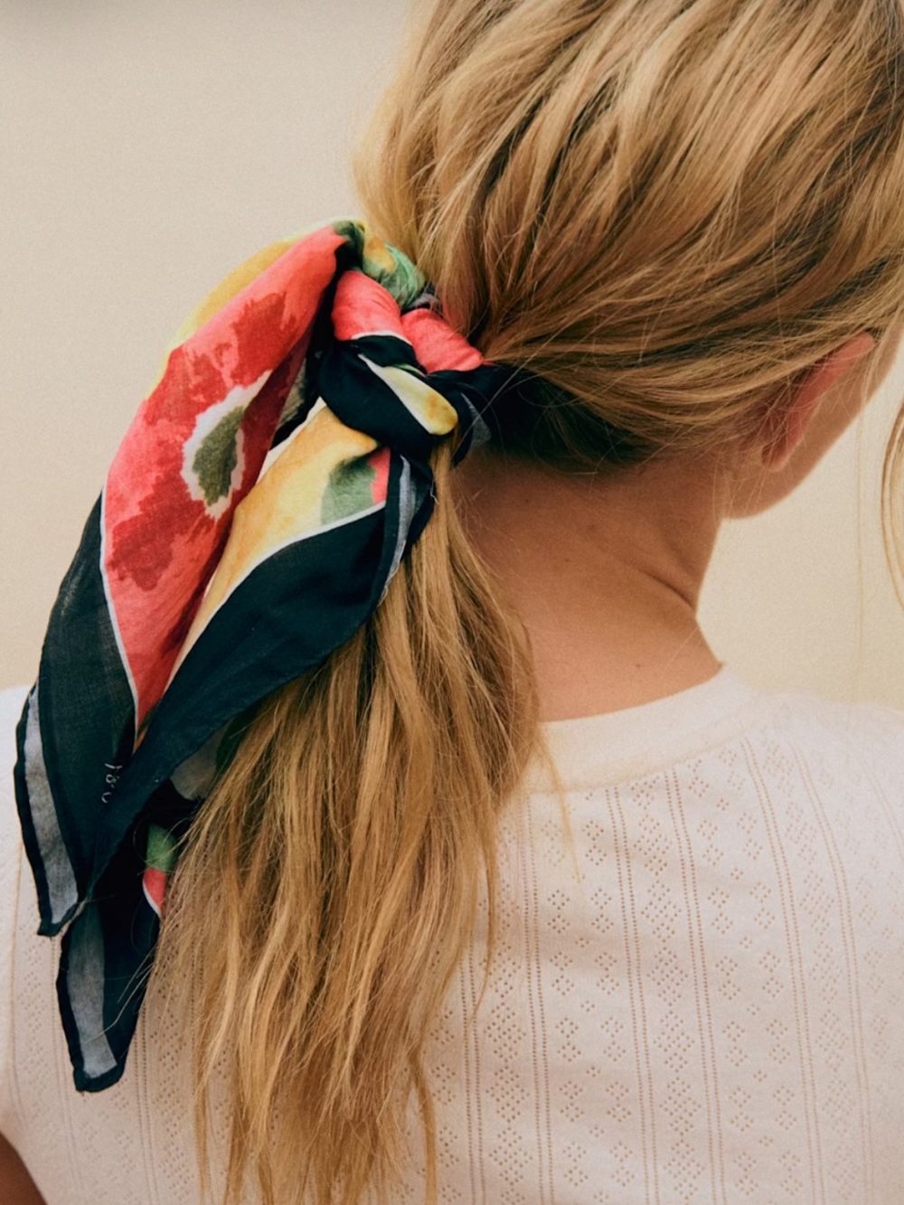Sezane 🇫🇷 Gaston Bandana Scarf in SOLD OUT Azalea 🌺 Floral Print NEW with Tag